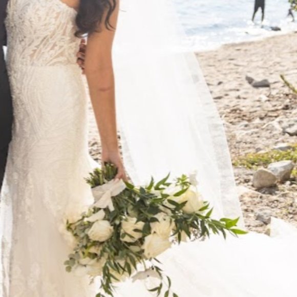 Martina Liana Designer Wedding Dress - With Added Custom Straps! - Picture 6 of 9